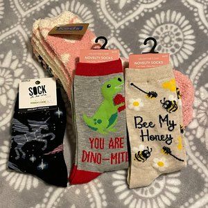 Bundle of 6 pairs of socks, ALL NWT!